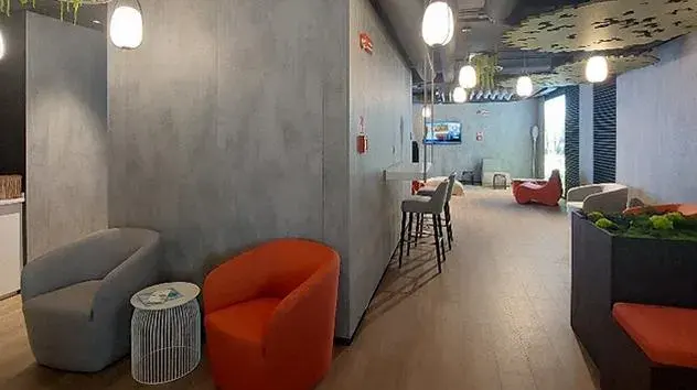 Alda Merini Classic Lounge