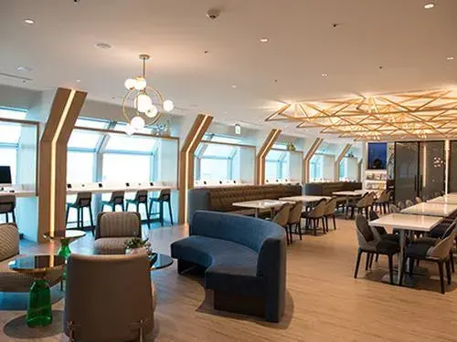 Oriental Club Lounge